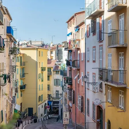 Le Comfy - 2br W Ac And Terrace In The Heart Of Old Welkeys Apartment Nice