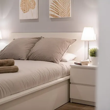 Le Comfy - 2br W Ac And Terrace In The Heart Of Old Welkeys Apartment